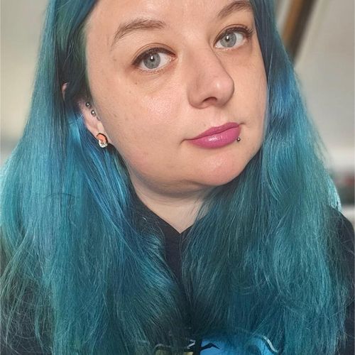 Meg Pelliccio-Lead Guides Editor
